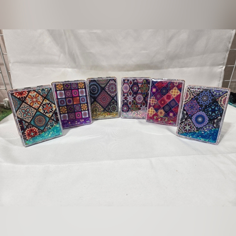 Decorative Mosaic Patterned Facial Mirror with Liquid Glitter